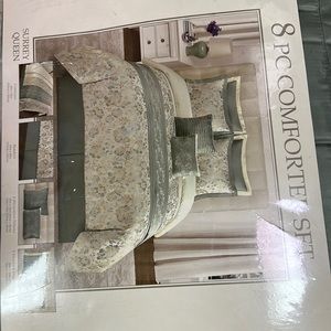 Surrey queen 8 piece comforter set 100% polyester